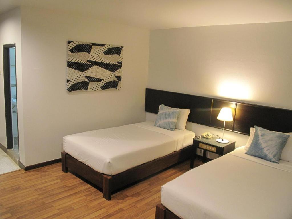 Dusit Hotel Sakon Nakhon Luaran gambar